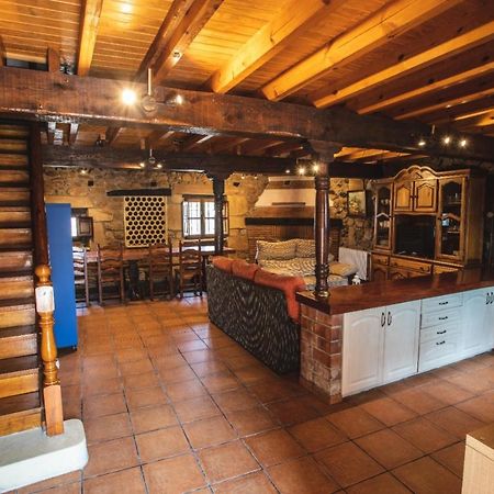 La Casa De Consuelo 3 Guest House Viérnoles Екстериор снимка