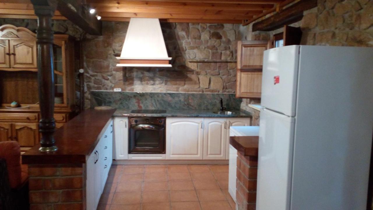 La Casa De Consuelo 3 Guest House Viérnoles Екстериор снимка