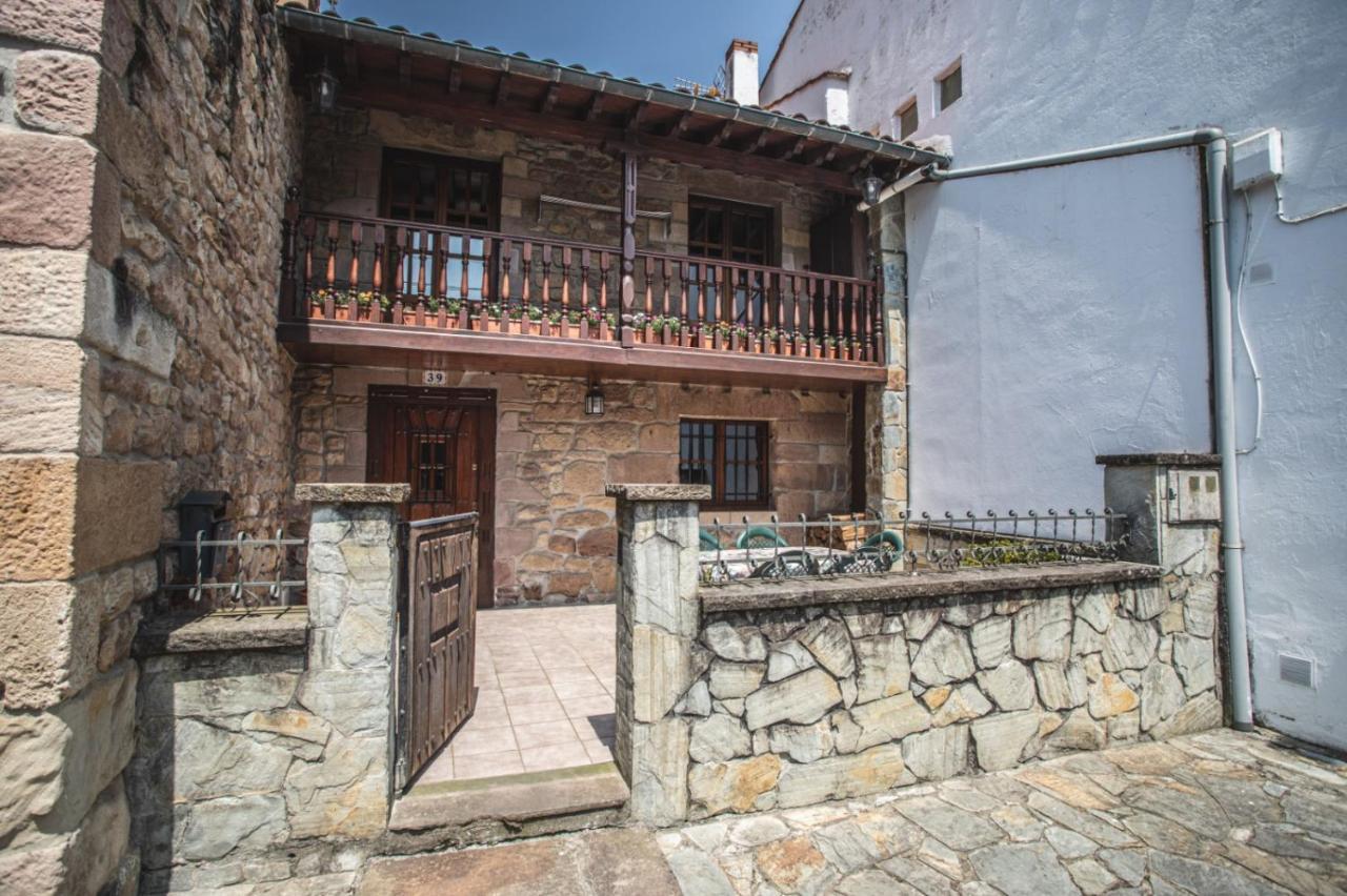La Casa De Consuelo 3 Guest House Viérnoles Екстериор снимка